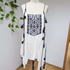 Ecote black and white embroidered tassel tie tunic one size